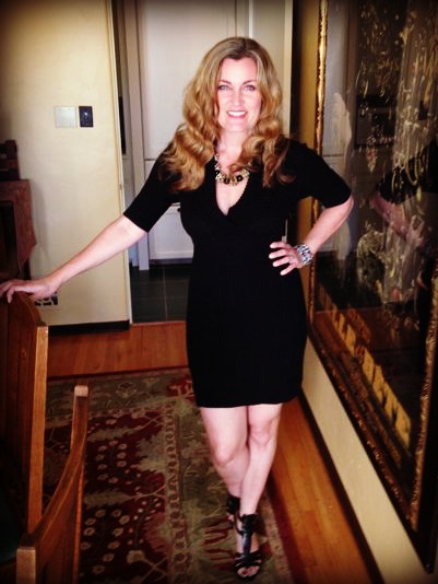 This LBD was purchased several years ago at a Nordstrom yearly sale and makes me feel hip.