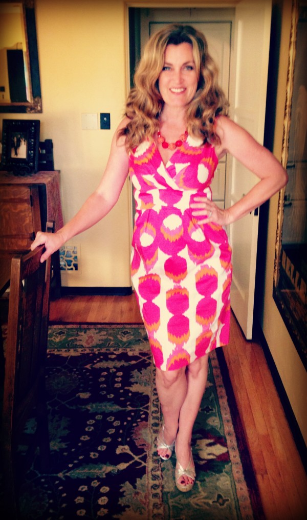 This Boden dress received a rating of 3 on the site. My new book received a rating of 1 on Amazon. BOTH ARE WRONGGGG!