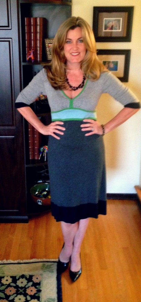 Oh the color block dress from Boden. Lighter on the breast, darker on the hips. A recipe for fabulousness.