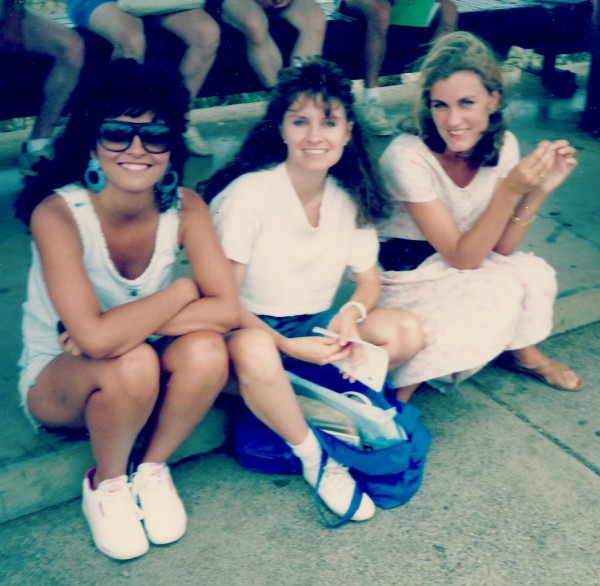 The Hubba Hubba girls at Pearl Harbor in Oahu, 1990